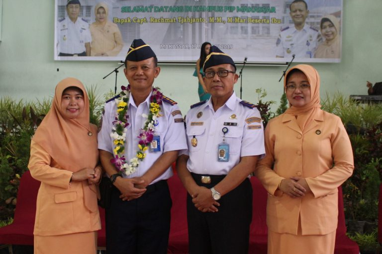 Capt. H. Rachmat Tjahjanto, M.M.,M.Mar. Nahkodai Politeknik Ilmu Pelayaran Makassar