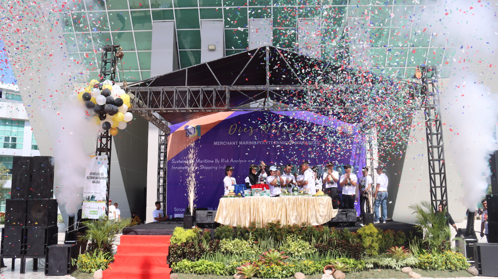 Puncak acara Dies Natalis ke 101 tahun PIP Makassar